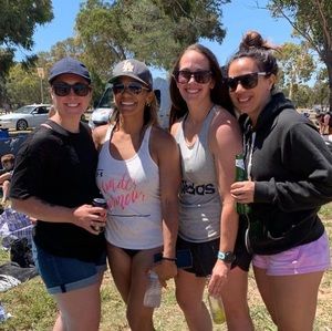 Meet your Posher, Joy